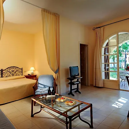 Luna Sardinia Hotel
