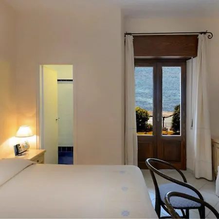 Luna Sardinia מלון 4*
