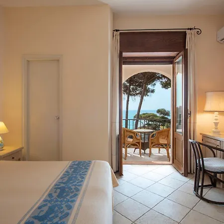 Luna Sardinia 4*